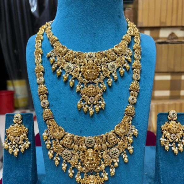 high quality...czs..nakshi combo set...