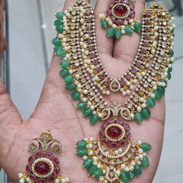 high quality.. Double step... Mehendi finish fast selling necklace..